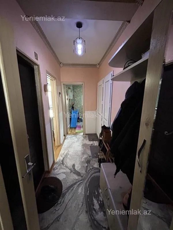 Satılır 3 otaqlı köhnə tikili 64 m²