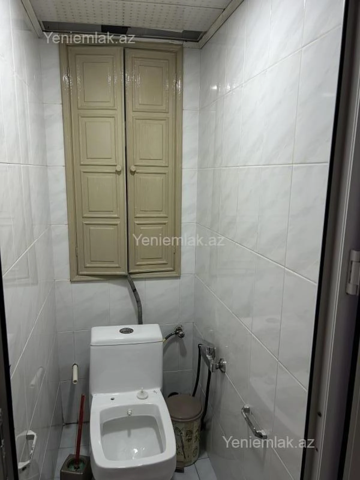 Satılır 3 otaqlı köhnə tikili 64 m²