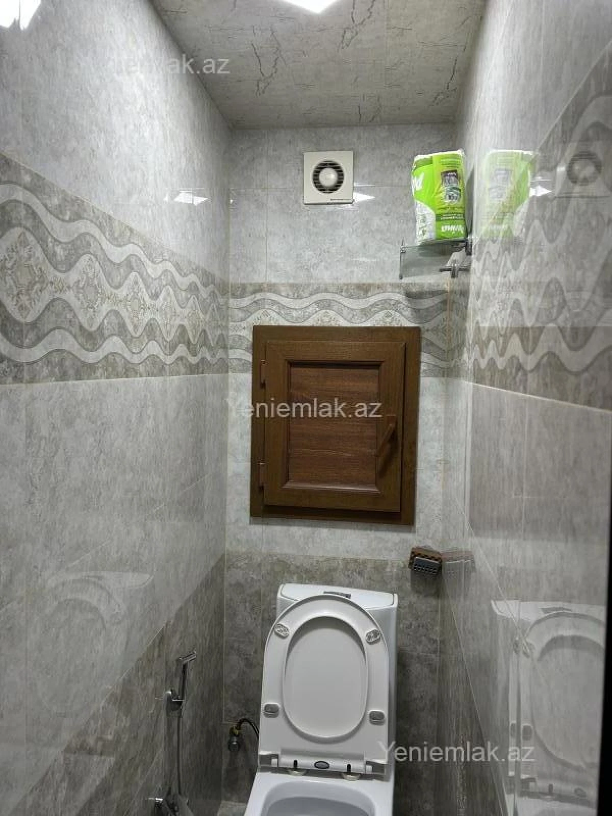 Satılır 2 otaqlı köhnə tikili 65 m²