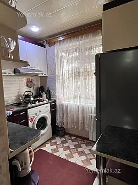 Satılır 2 otaqlı köhnə tikili 45 m²