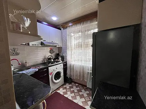 Satılır 2 otaqlı köhnə tikili 45 m²