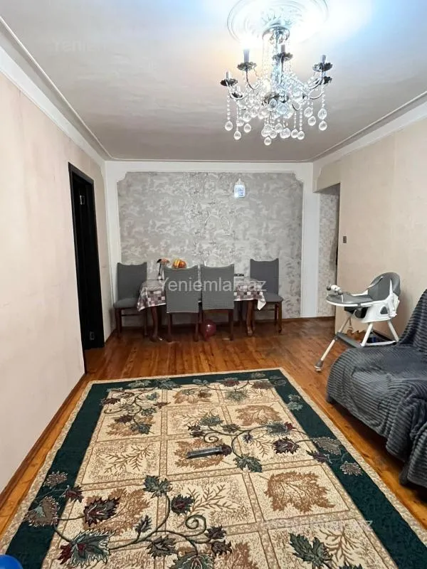 Satılır 2 otaqlı köhnə tikili 45 m²