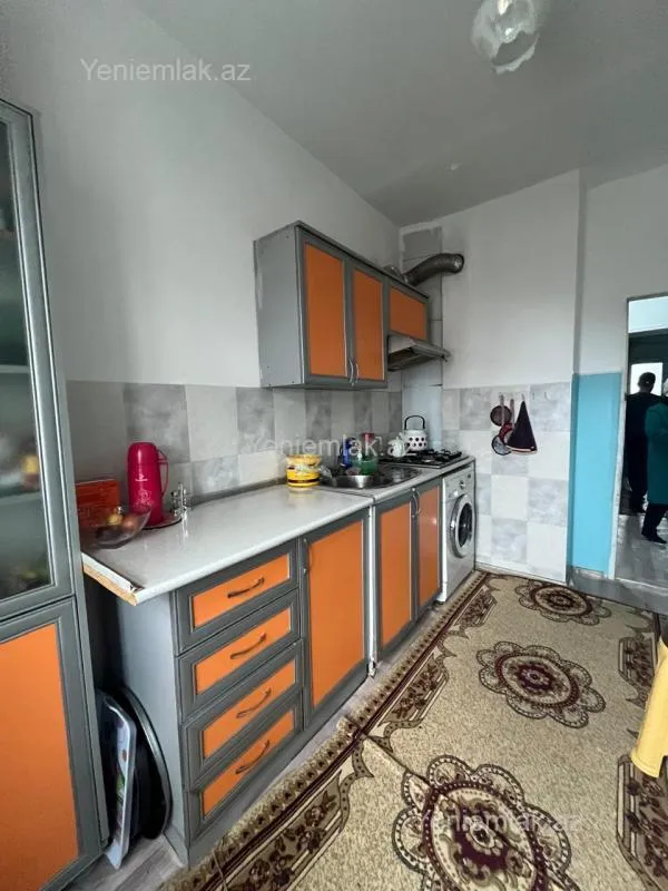 Satılır 2 otaqlı köhnə tikili 55 m²