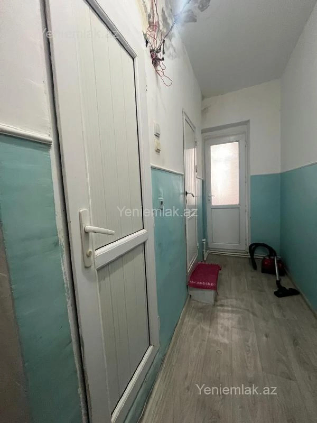 Satılır 2 otaqlı köhnə tikili 55 m²