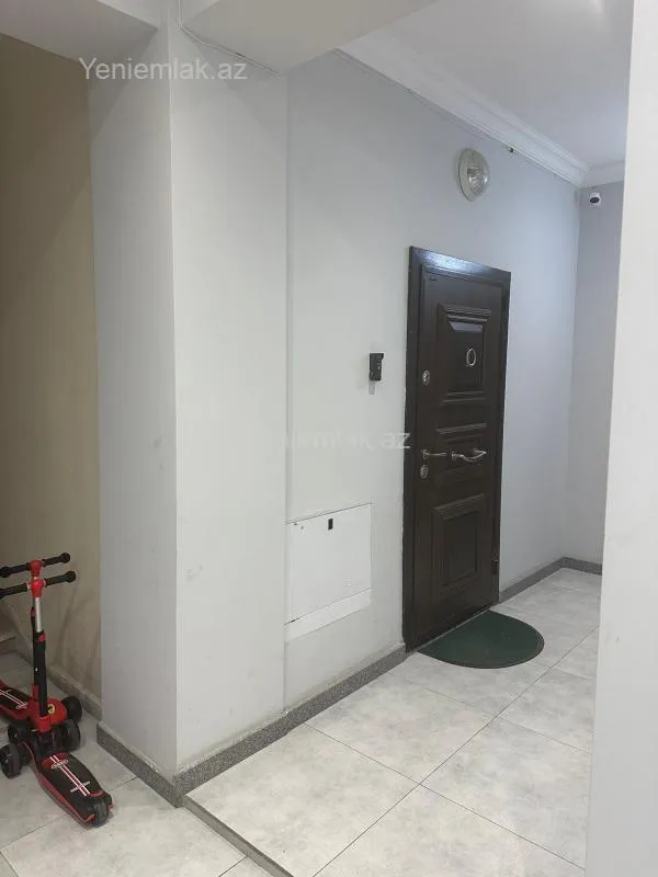 Satılır 2 otaqlı yeni tikili 100 m²