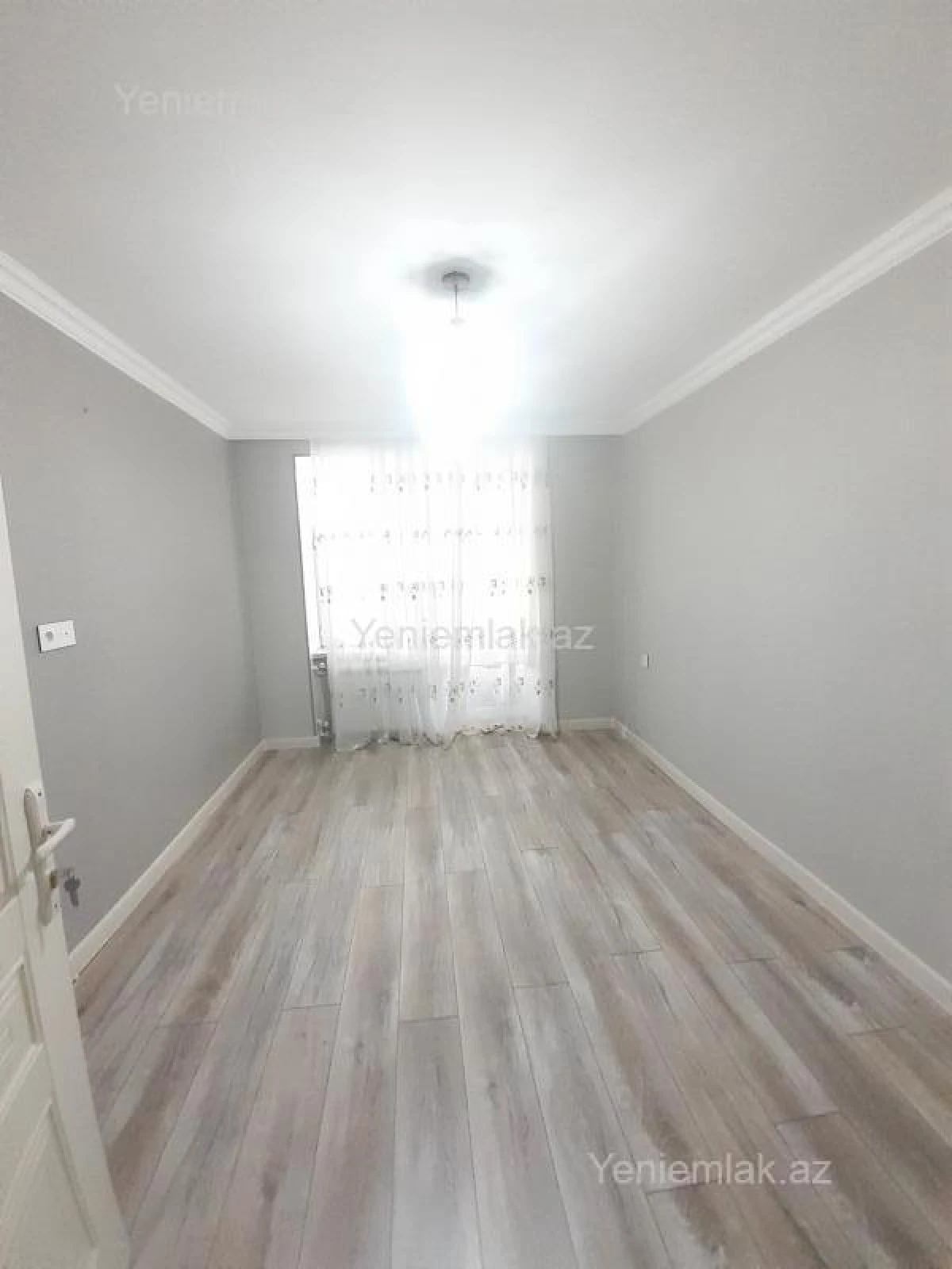 Satılır 3 otaqlı köhnə tikili 65 m²