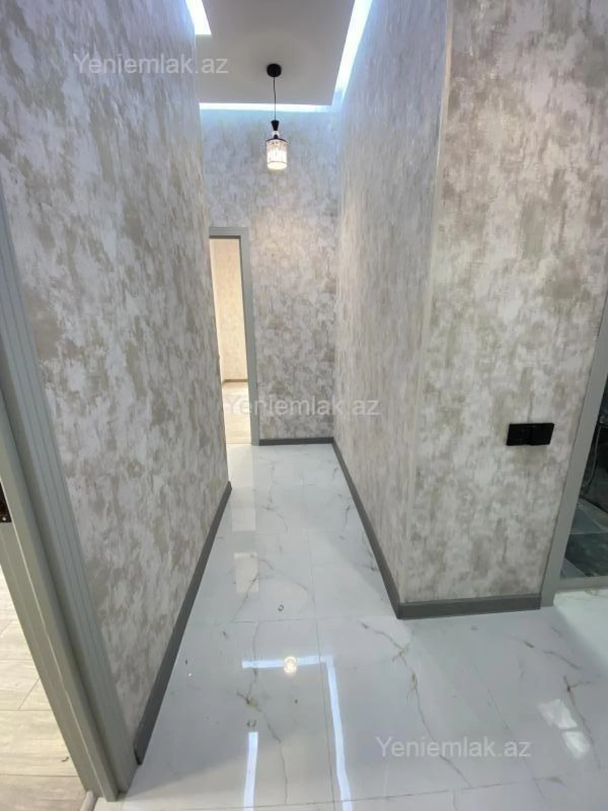 Satılır 2 otaqlı yeni tikili 54 m²