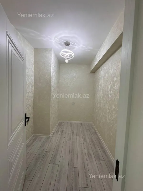 Satılır 3 otaqlı yeni tikili 61 m²