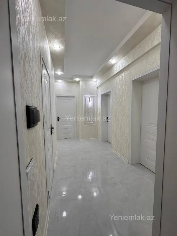 Satılır 3 otaqlı yeni tikili 61 m²