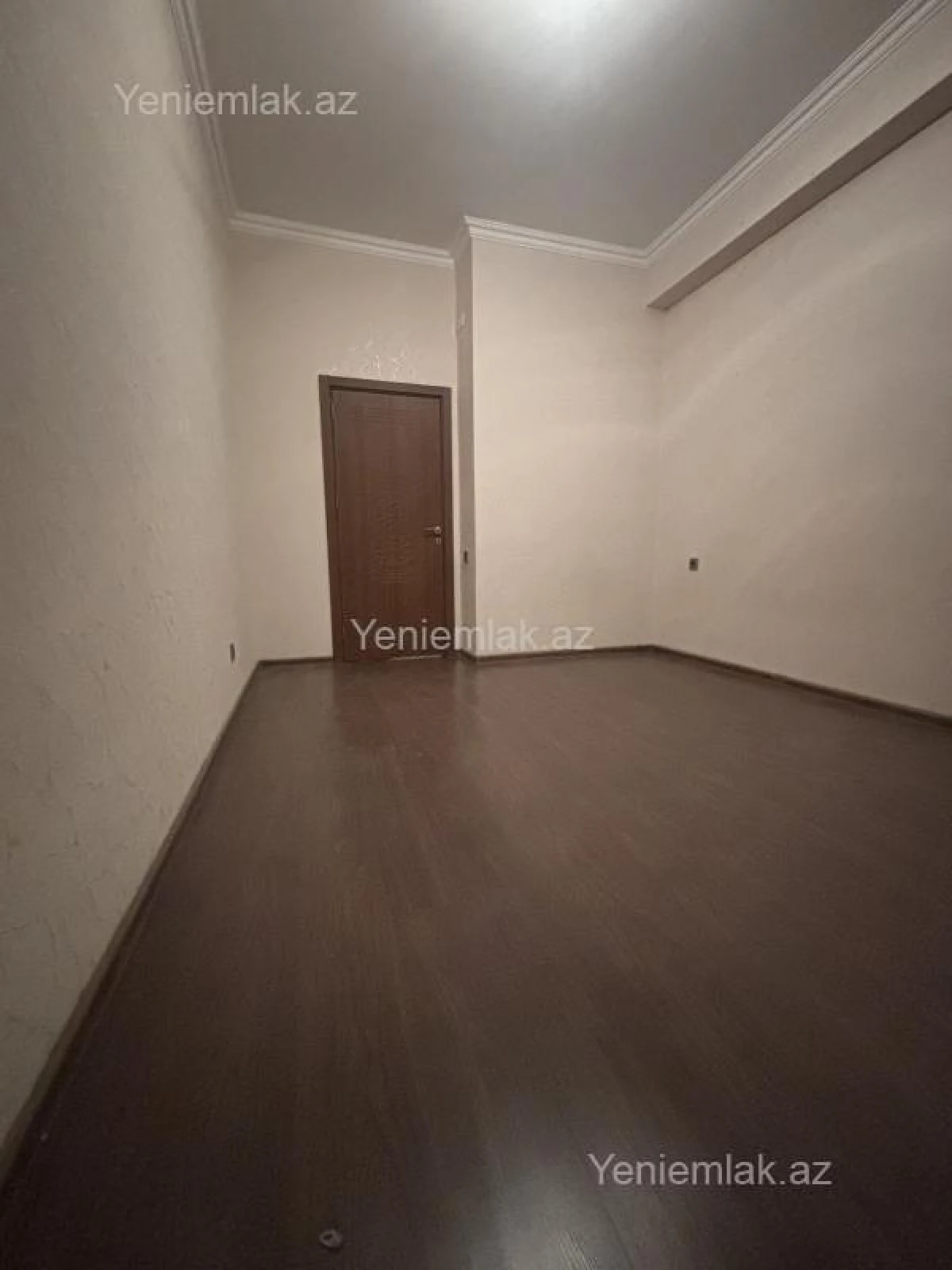 Satılır 4 otaqlı yeni tikili 110 m²