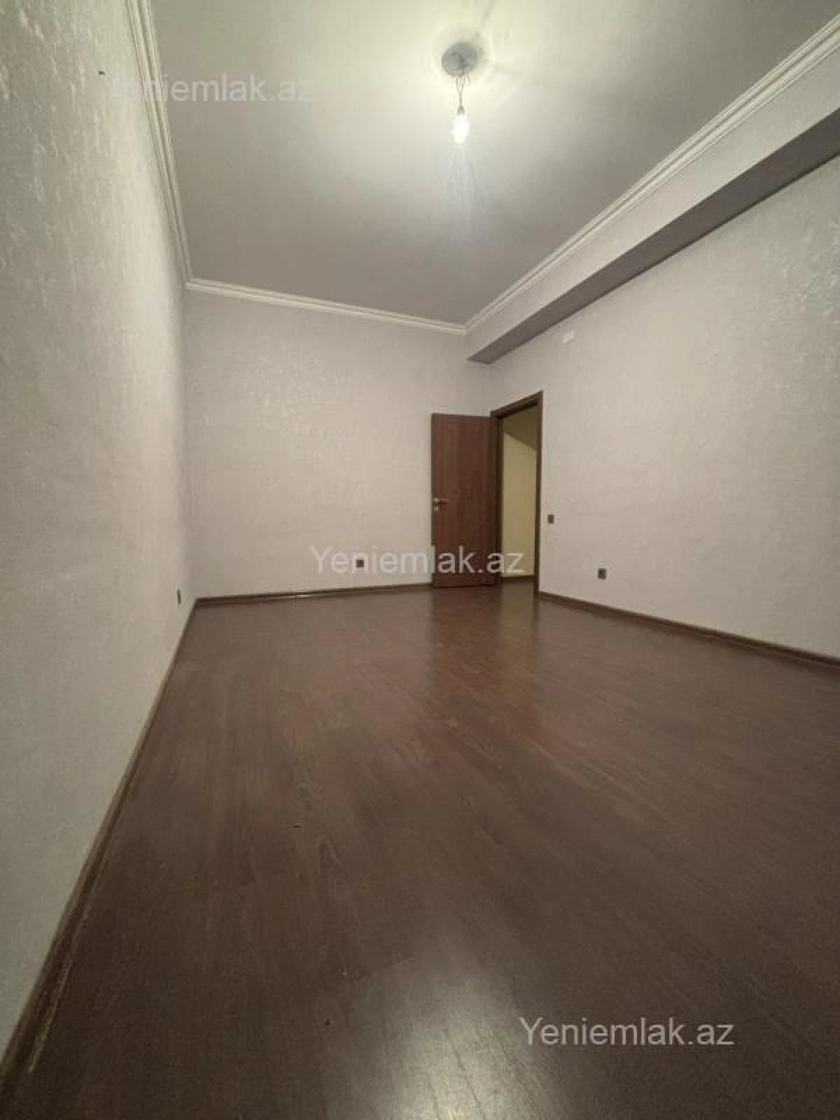 Satılır 4 otaqlı yeni tikili 110 m²