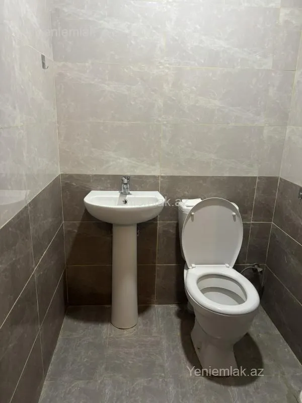 Satılır 4 otaqlı yeni tikili 110 m²
