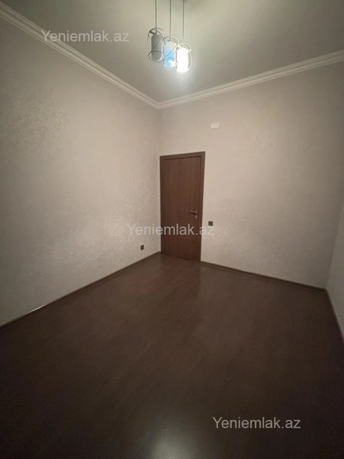 Satılır 4 otaqlı yeni tikili 110 m²