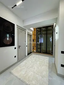 Satılır 3 otaqlı yeni tikili 90 m²