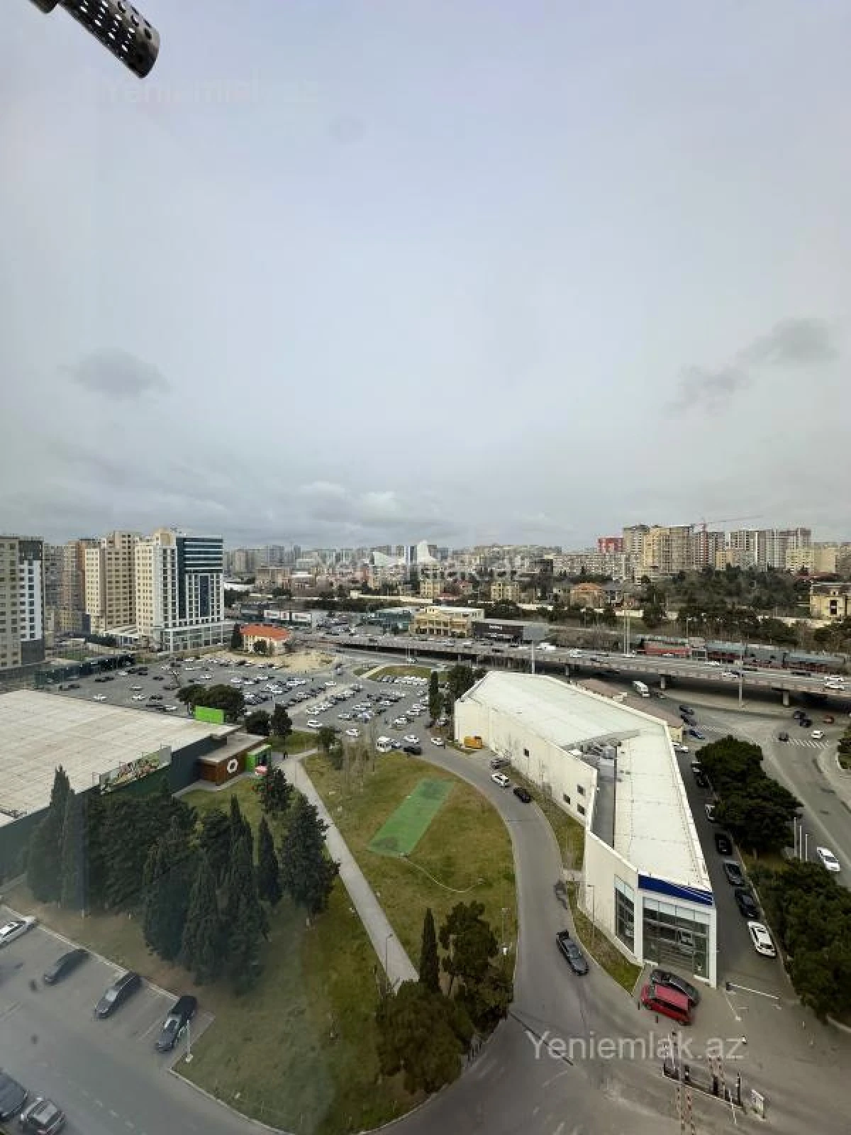 Satılır 3 otaqlı yeni tikili 90 m²