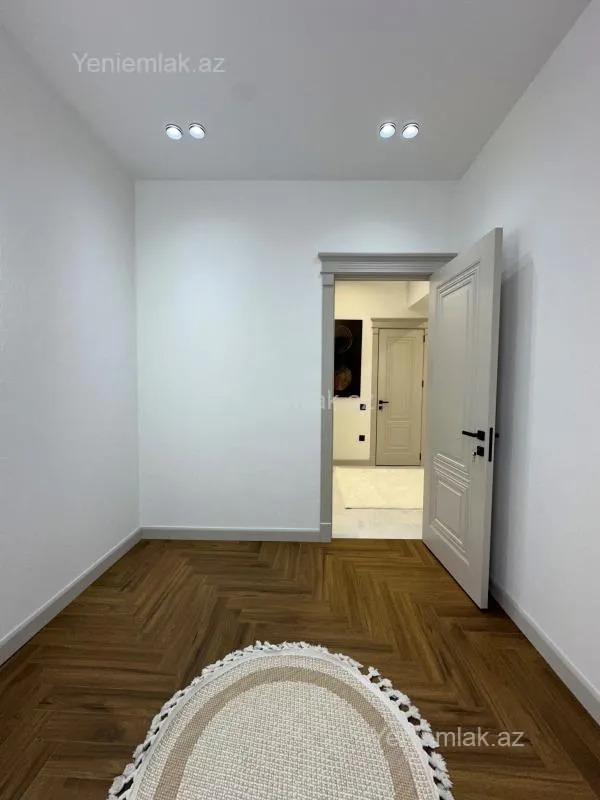 Satılır 3 otaqlı yeni tikili 90 m²