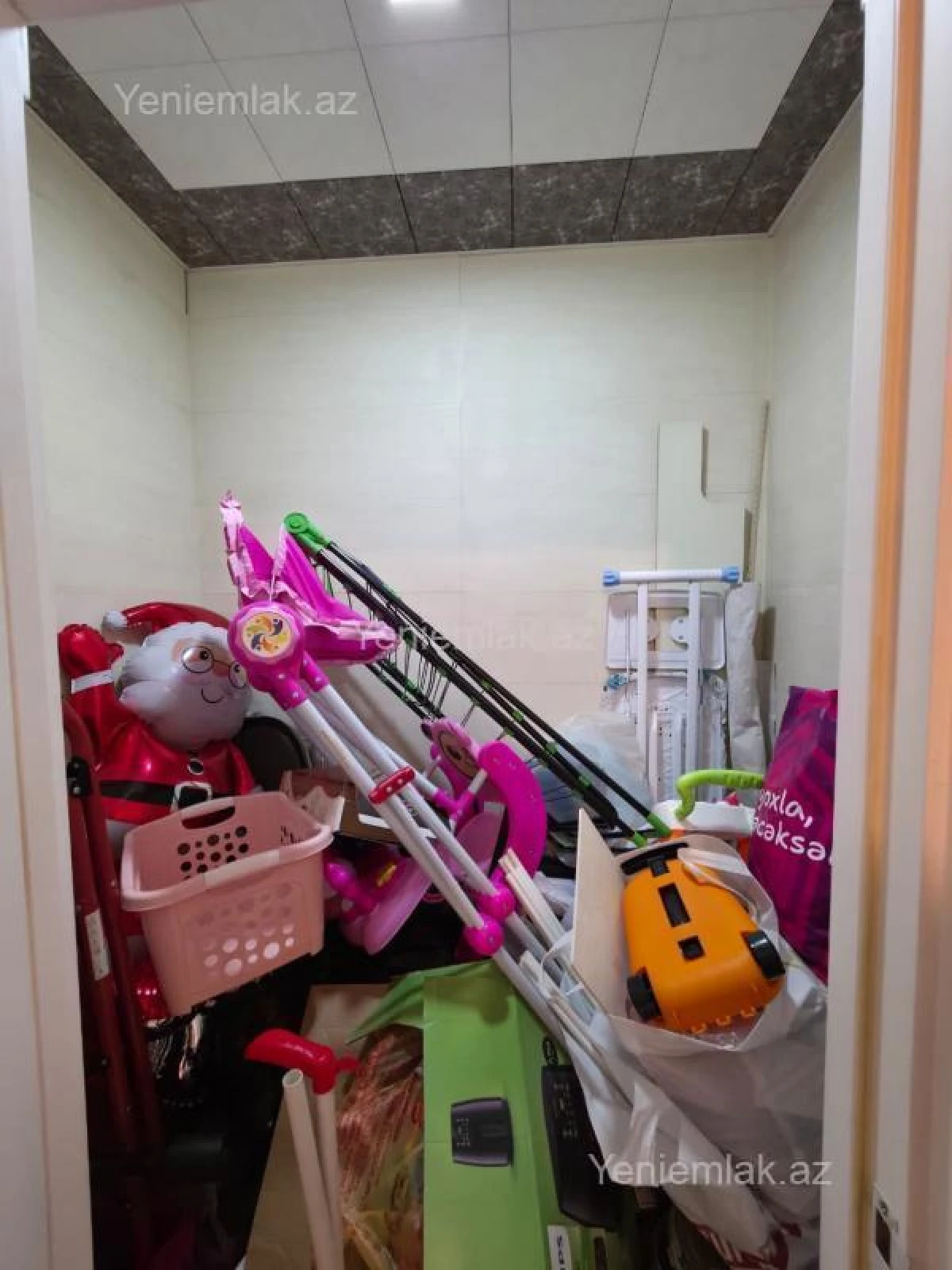 Satılır 2 otaqlı yeni tikili 80 m²