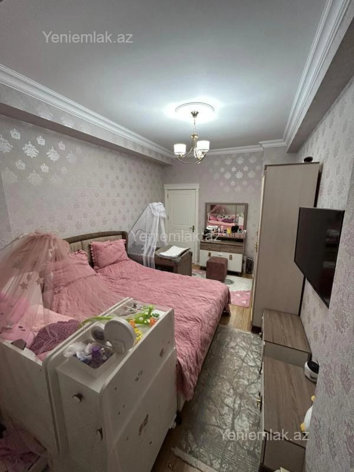 Satılır 2 otaqlı yeni tikili 80 m²