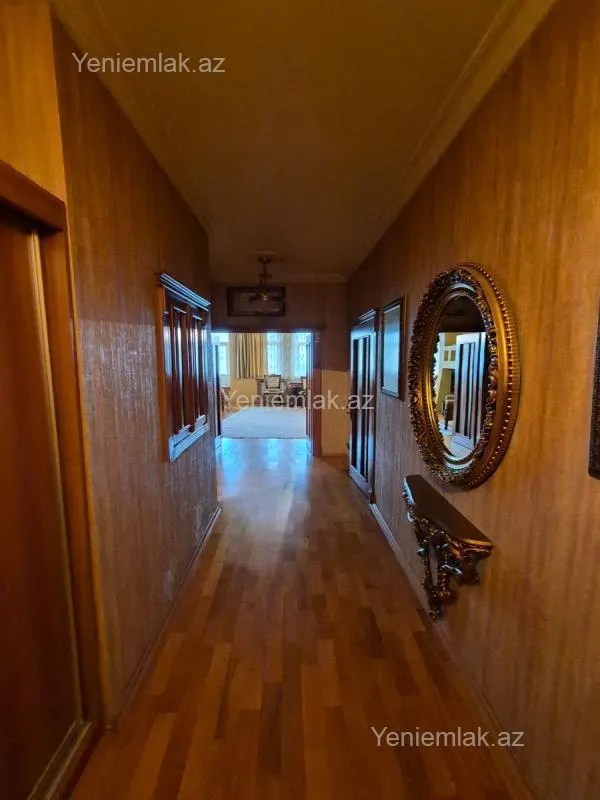 Satılır 2 otaqlı yeni tikili 95 m²