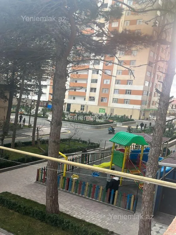 Satılır 2 otaqlı yeni tikili 95 m²