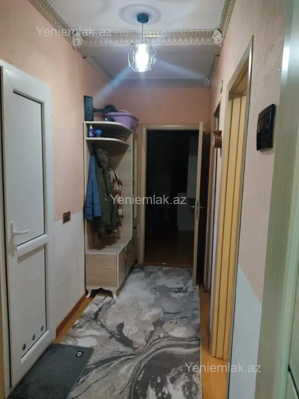 Satılır 2 otaqlı köhnə tikili 60 m²