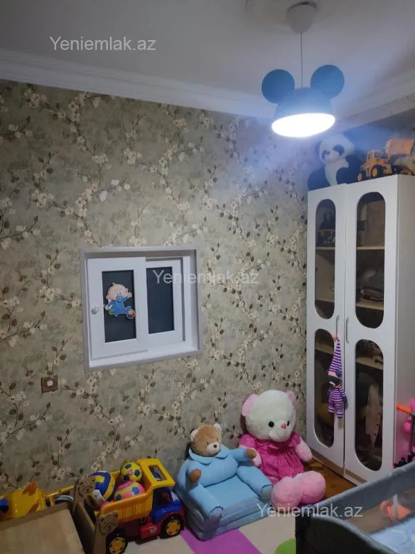 Satılır 2 otaqlı köhnə tikili 60 m²