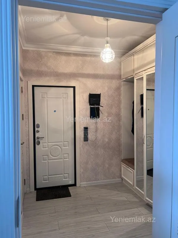 Satılır 3 otaqlı köhnə tikili 70 m²