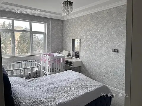 Satılır 3 otaqlı köhnə tikili 70 m²