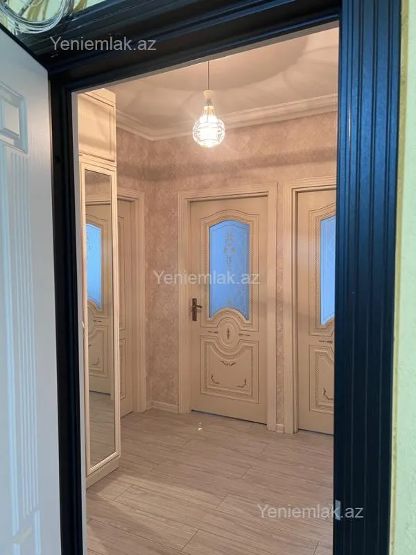 Satılır 3 otaqlı köhnə tikili 70 m²