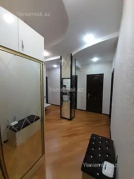 Satılır 3 otaqlı yeni tikili 125 m²