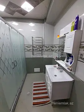 Satılır 3 otaqlı yeni tikili 125 m²