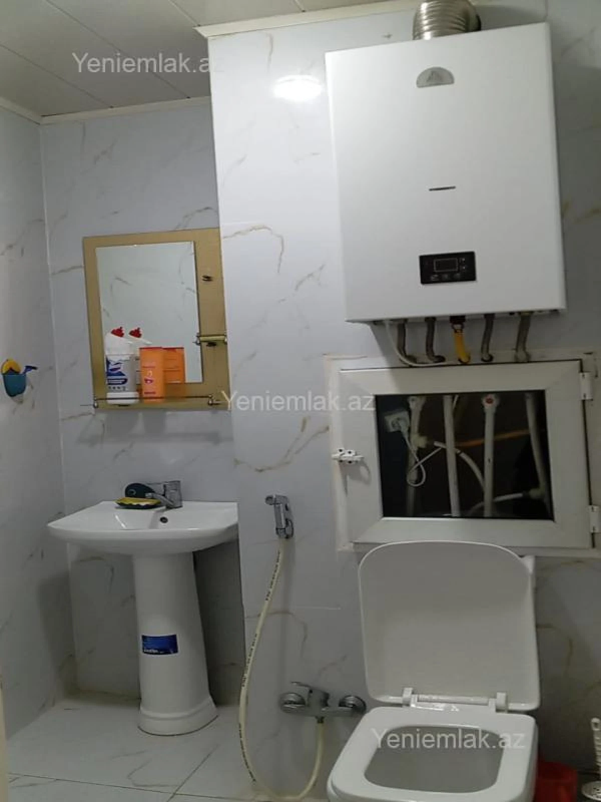 Satılır 3 otaqlı köhnə tikili 60 m²