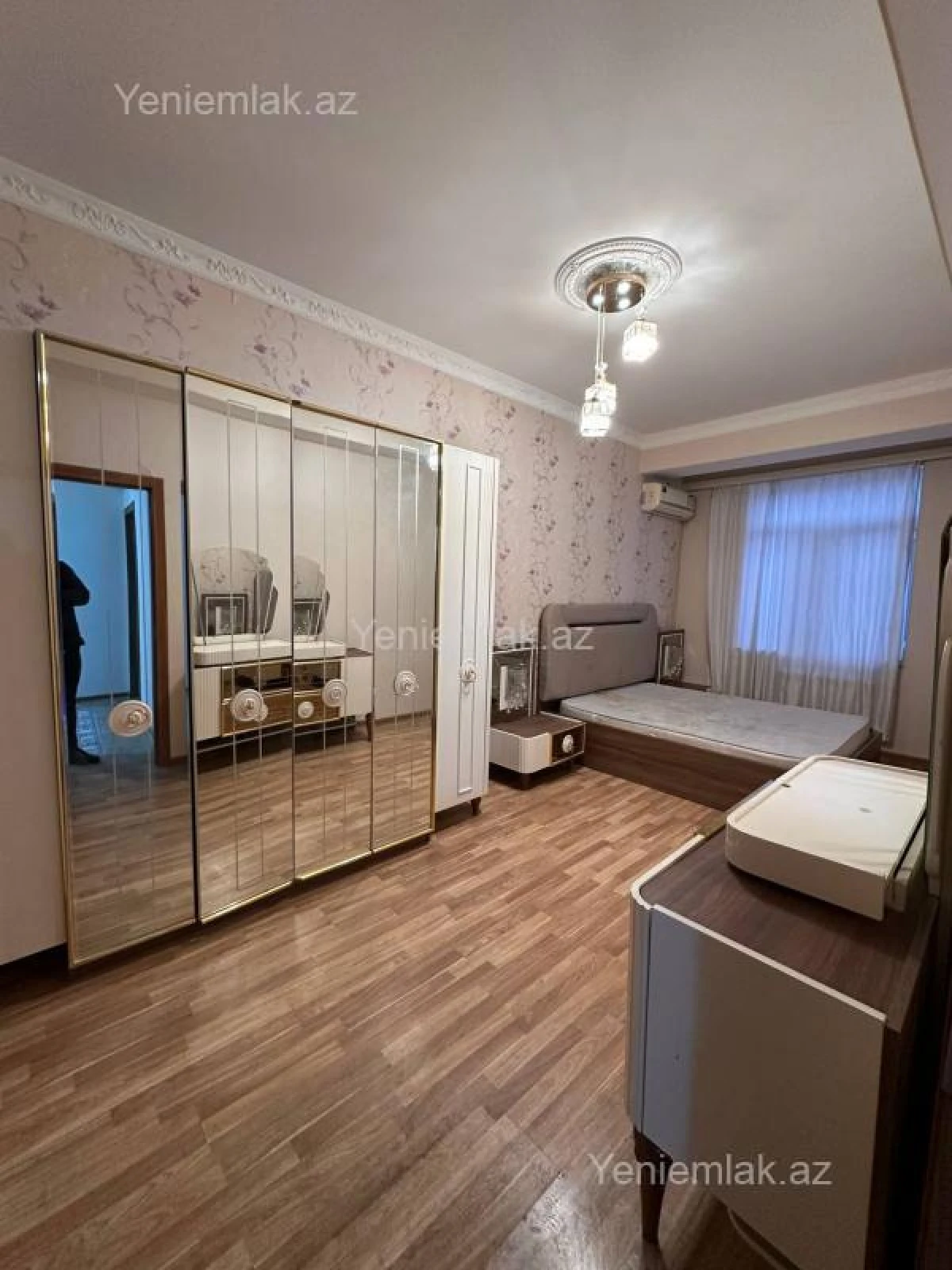 Satılır 3 otaqlı yeni tikili 83 m²