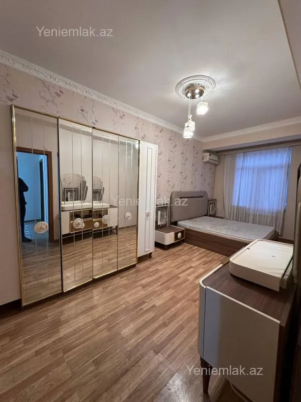 Satılır 3 otaqlı yeni tikili 83 m²