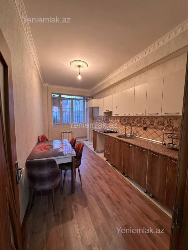 Satılır 3 otaqlı yeni tikili 83 m²