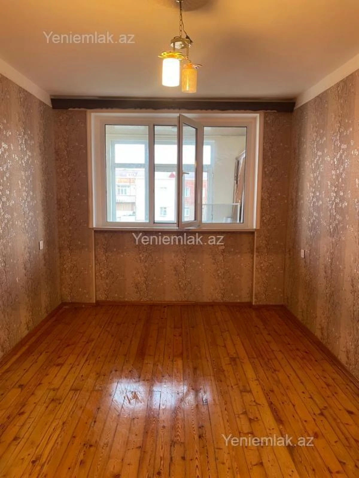 Satılır 2 otaqlı köhnə tikili 53 m²