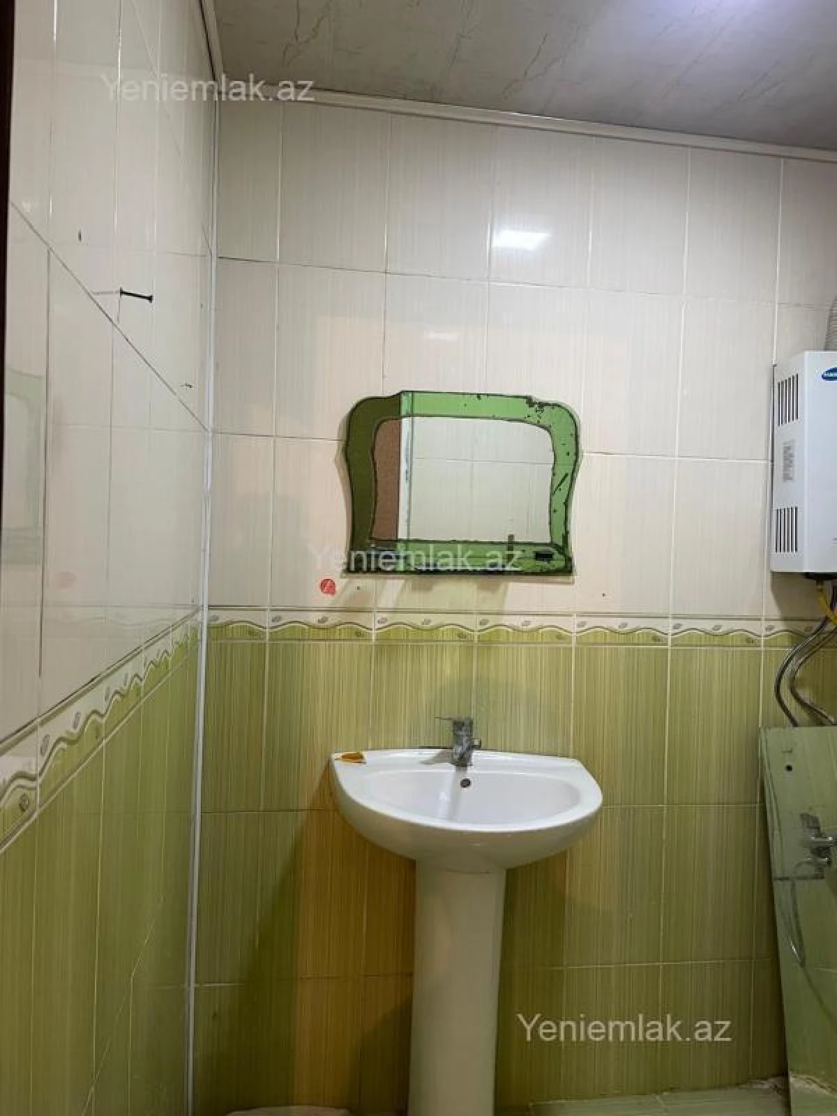 Satılır 2 otaqlı köhnə tikili 53 m²