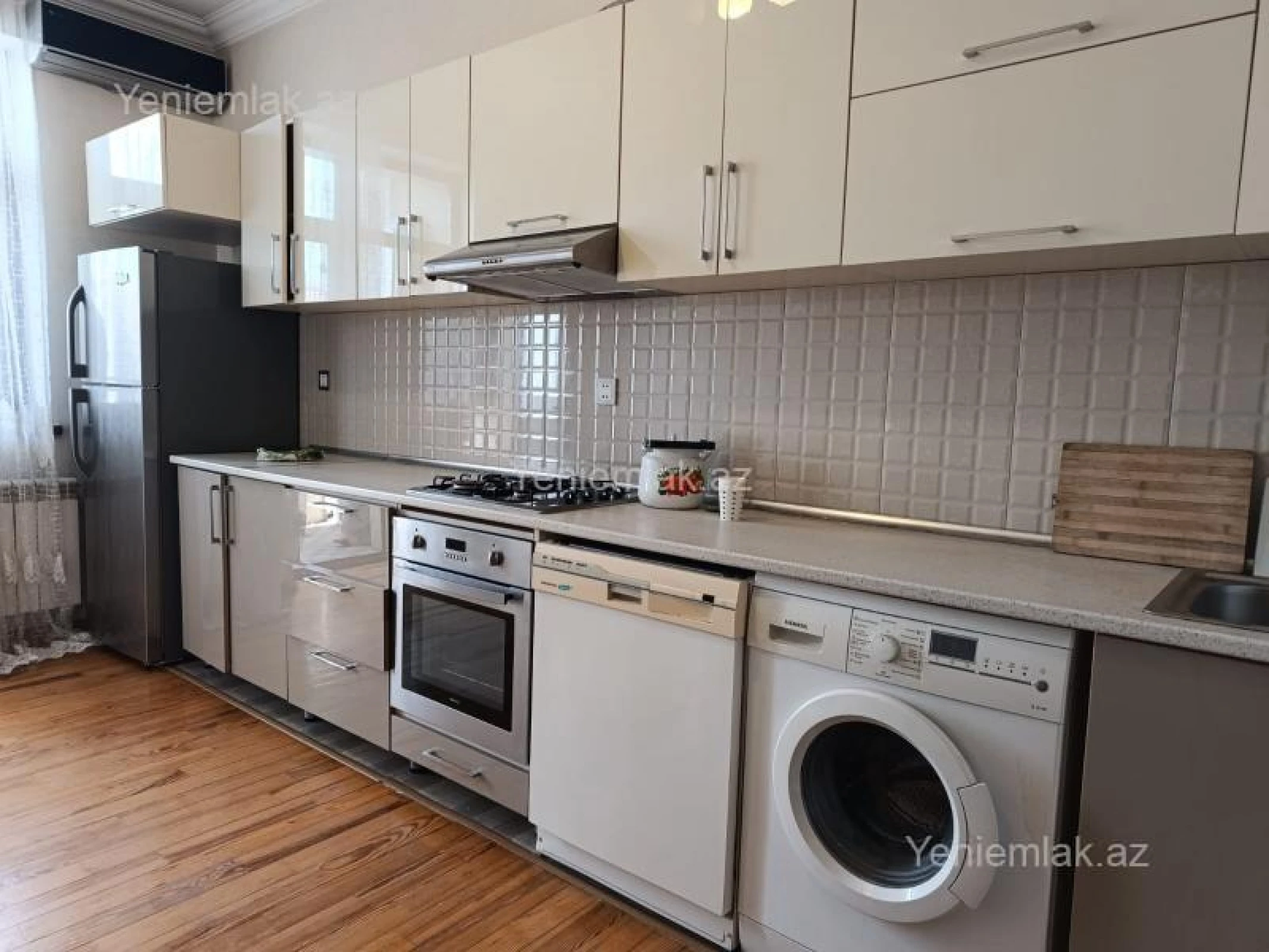 Satılır 3 otaqlı yeni tikili 124 m²