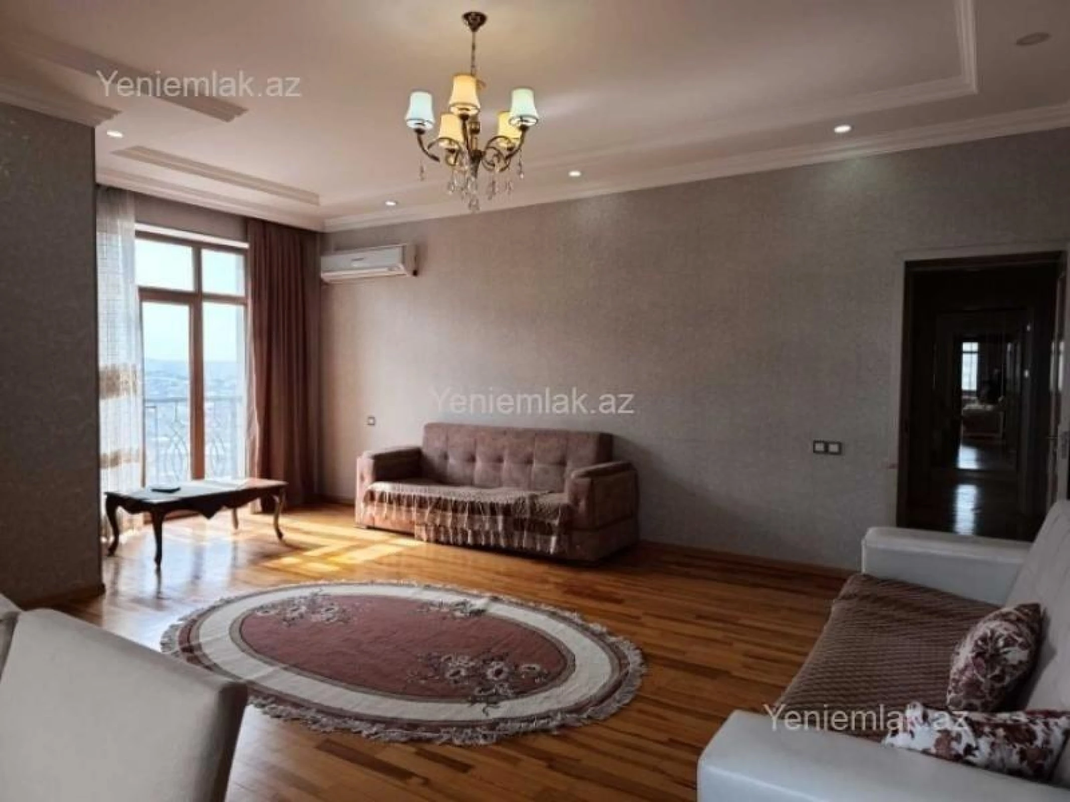 Satılır 3 otaqlı yeni tikili 130 m²