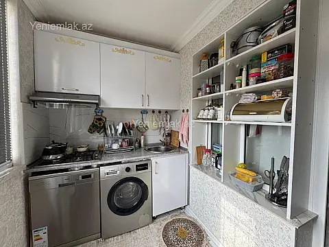 Satılır 4 otaqlı köhnə tikili 65 m²