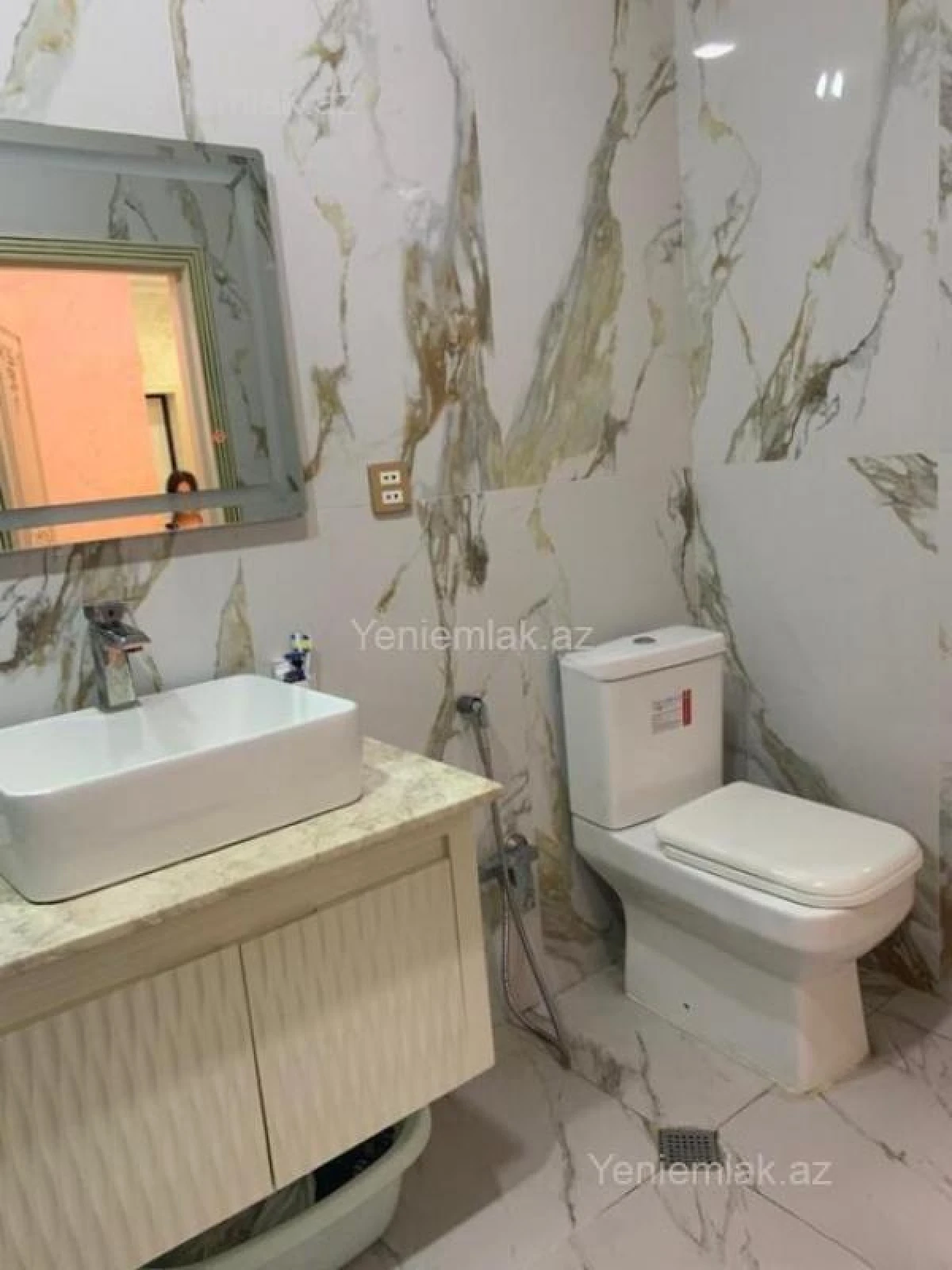 Satılır 3 otaqlı yeni tikili 143 m²