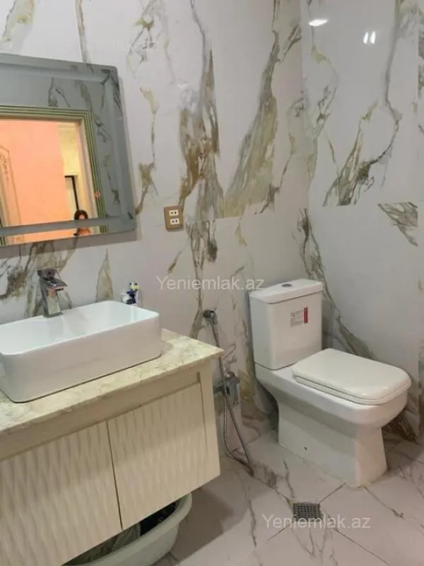 Satılır 3 otaqlı yeni tikili 143 m²