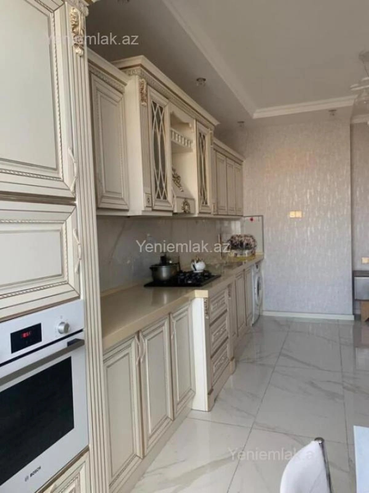 Satılır 3 otaqlı yeni tikili 143 m²