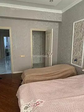 Satılır 3 otaqlı yeni tikili 143 m²