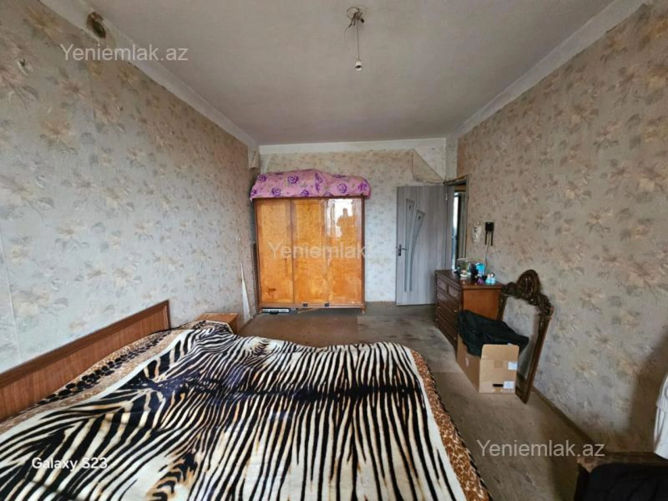 Satılır 3 otaqlı köhnə tikili 80 m²