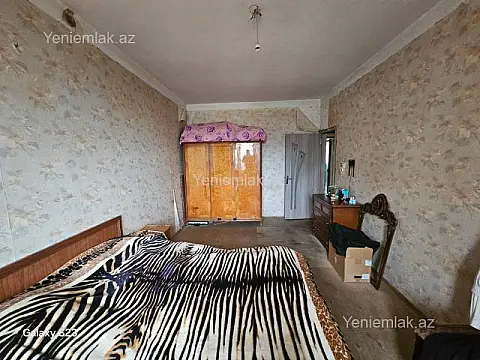 Satılır 3 otaqlı köhnə tikili 80 m²