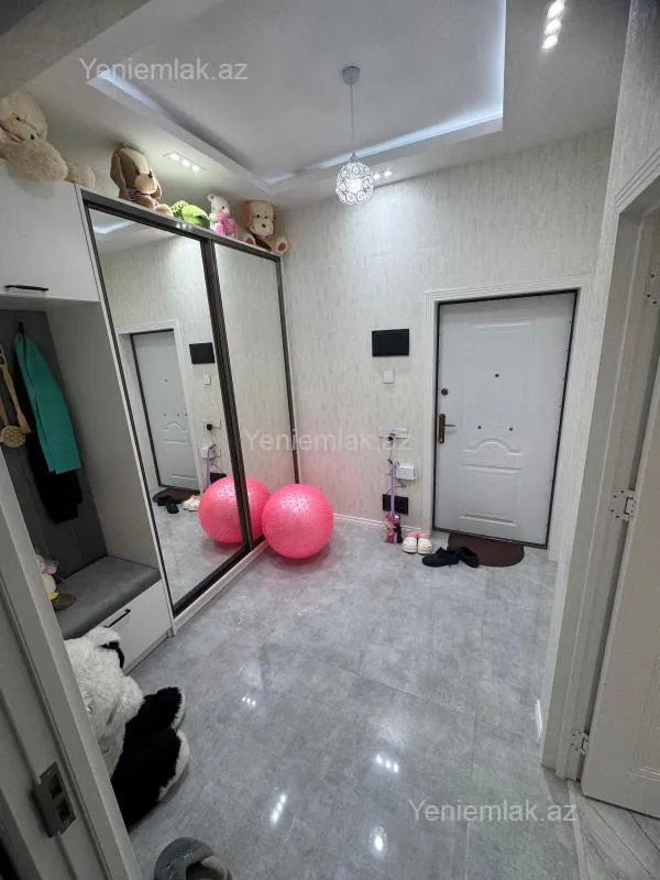 Satılır 2 otaqlı yeni tikili 55 m²