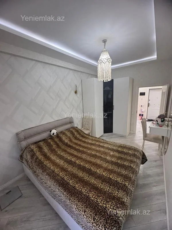 Satılır 2 otaqlı yeni tikili 55 m²