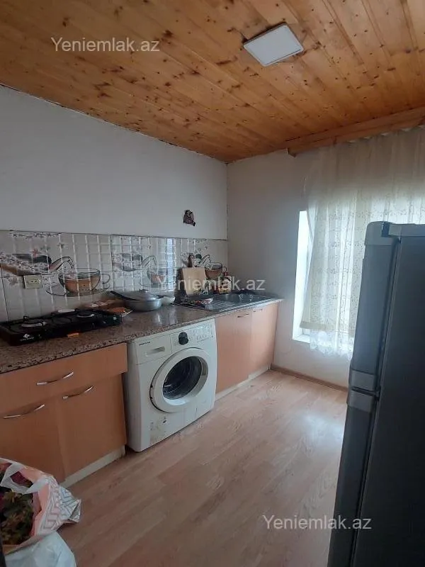 Satılır 3 otaqlı həyət evi 80 m²