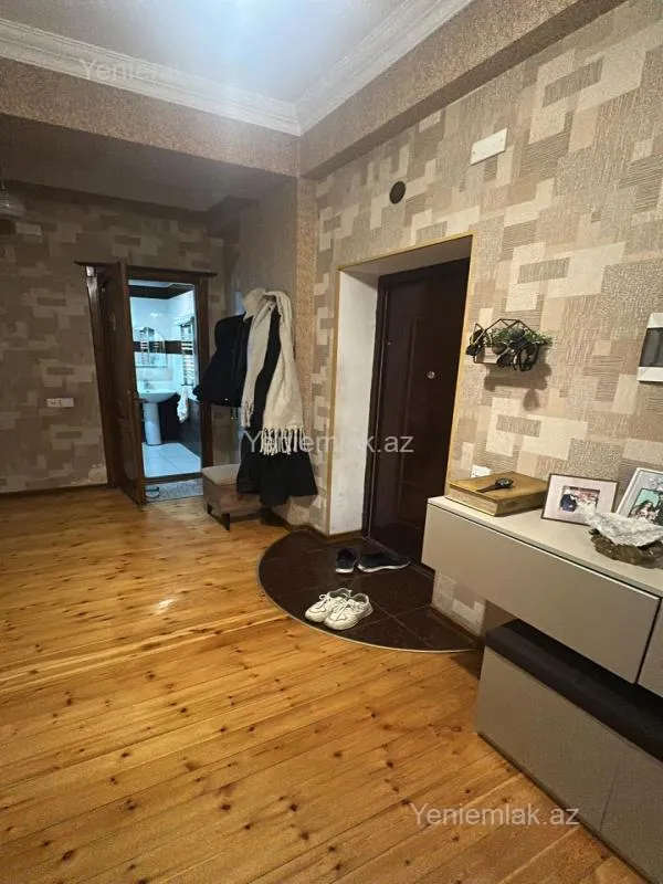 Satılır 3 otaqlı yeni tikili 71 m²